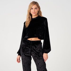 Onzie velvet crop top